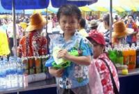 Dateiname : songkran_korat_06.jpg
Dateigröße : 35KB
Abmessungen : 500x340
hinzugefügt am : 27.Januar 2010 songkran_korat_06.jpg