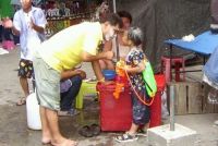 Dateiname : songkran_korat_09.jpg
Dateigröße : 36KB
Abmessungen : 500x335
hinzugefügt am : 27.Januar 2010 songkran_korat_09.jpg